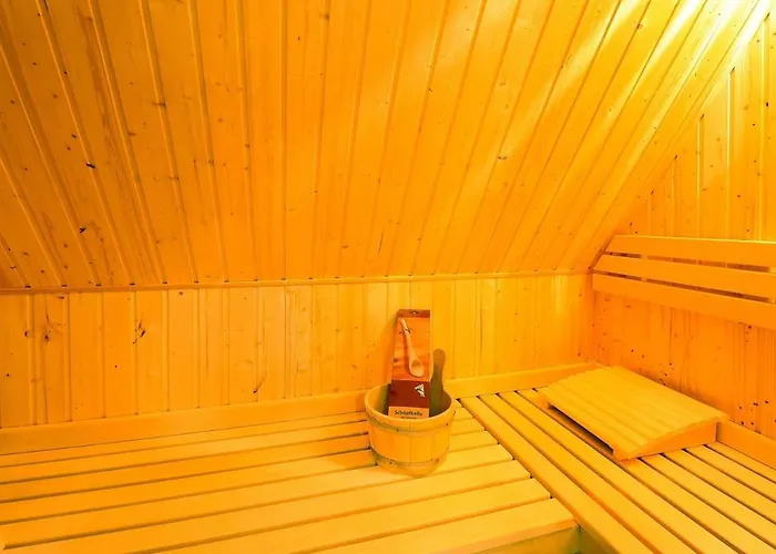 Ferienhaus Forsthaus, Exclusives 5-sterne Reetdachhaus Für 6 Personen In