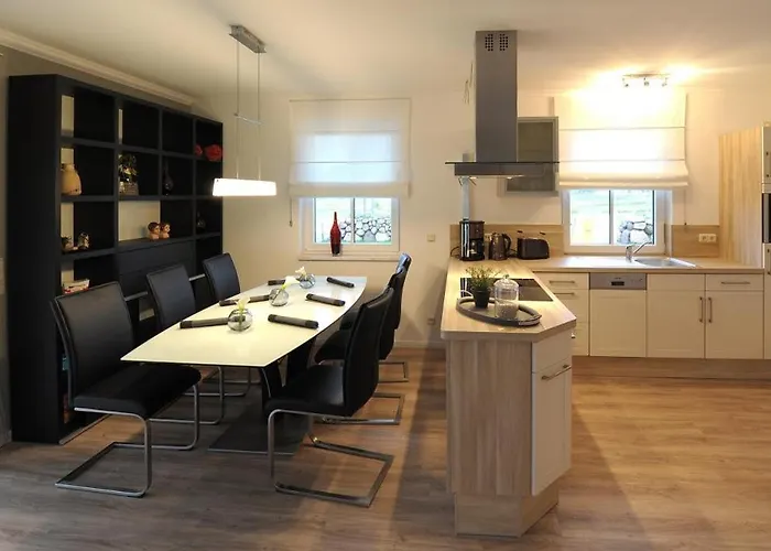 Forsthaus, Exclusives 5-sterne Reetdachhaus Für 6 Personen In